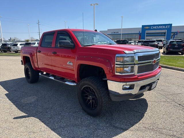 Used 2014 Chevrolet Silverado 1500 LT with VIN 3GCUKREC4EG156354 for sale in Bloomington, IL