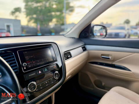 2018 Mitsubishi Outlander SE