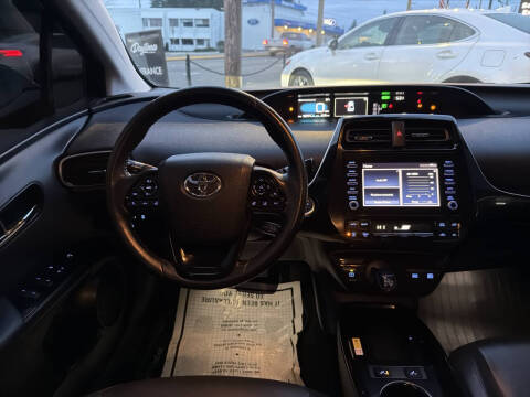 2020 Toyota Prius XLE