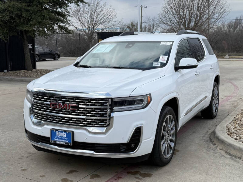 2023 GMC Acadia Denali