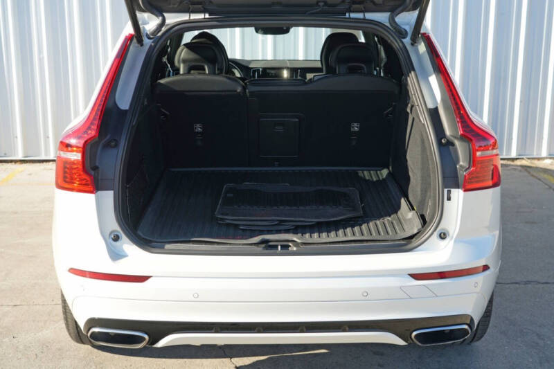 2019 Volvo XC60 T5 R-Design