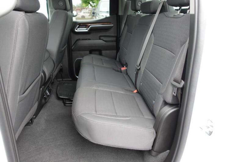 2023 GMC Sierra 1500 Elevation Standard