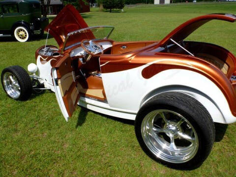 1932 Ford Model 18
