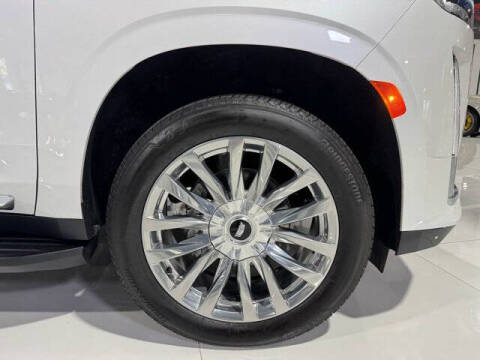 2024 Cadillac Escalade ESV Luxury