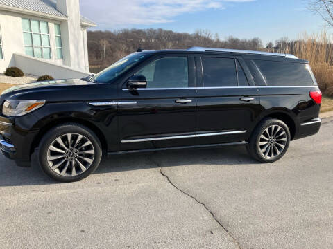 2018 Lincoln Navigator L for sale at Car Connections in Kansas City MO