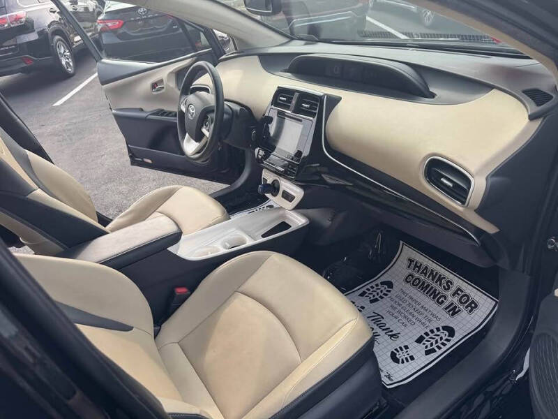 2016 Toyota Prius Four