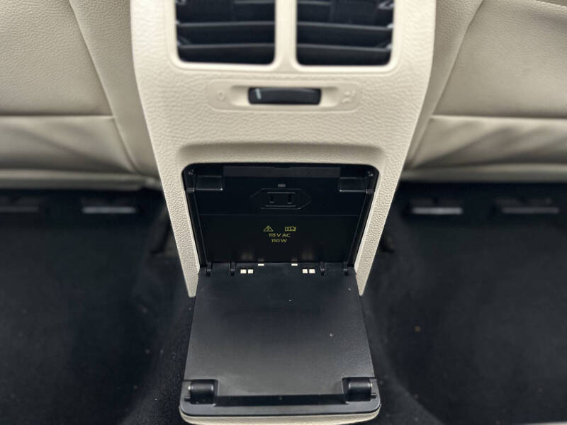 2010 Volkswagen Jetta SportWagen TDI