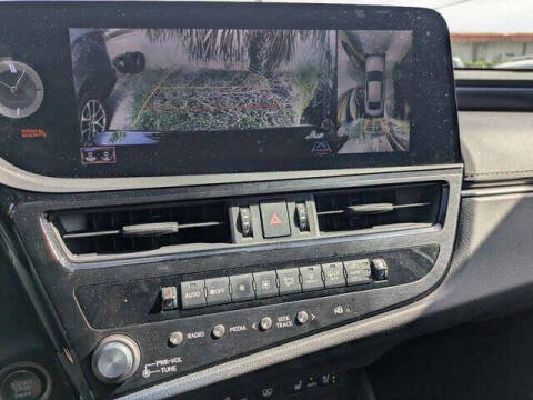 2022 Lexus ES 350 Ultra Luxury