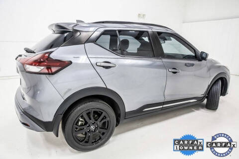 2022 Nissan Kicks SR
