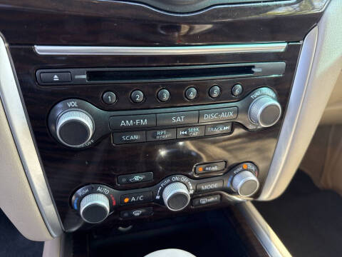 2015 Nissan Pathfinder Platinum