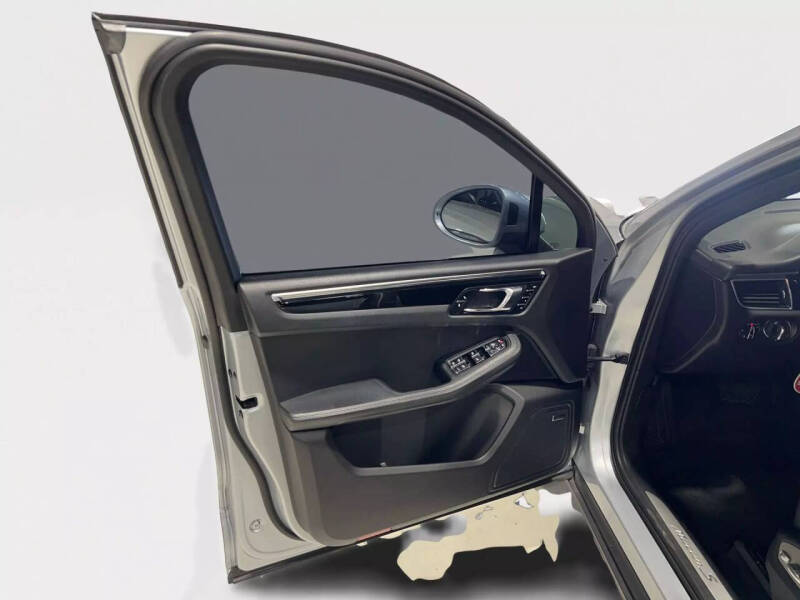 2016 Porsche Macan S