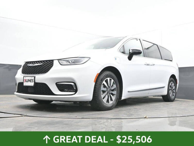 2023 Chrysler Pacifica Plug-In Hybrid Limited