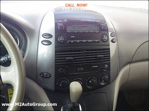 2006 Toyota Sienna LE 7 Passenger
