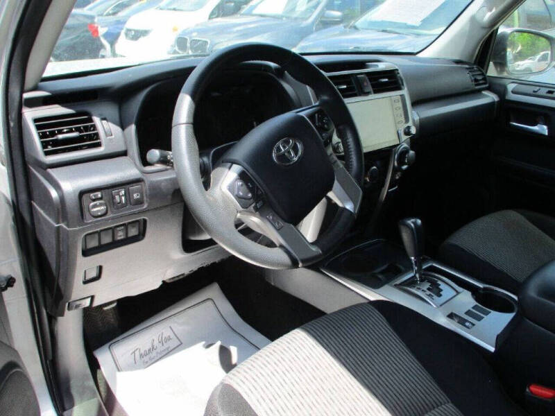 2023 Toyota 4Runner SR5