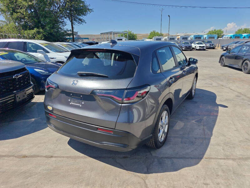 2025 Honda HR-V LX