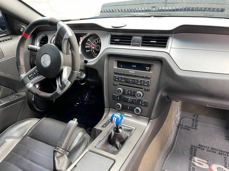 2013 Ford Mustang GT Premium