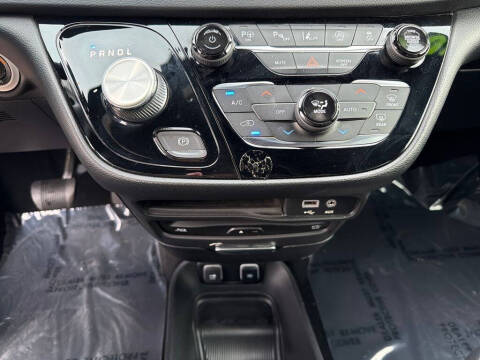 2020 Chrysler Pacifica Touring L Plus