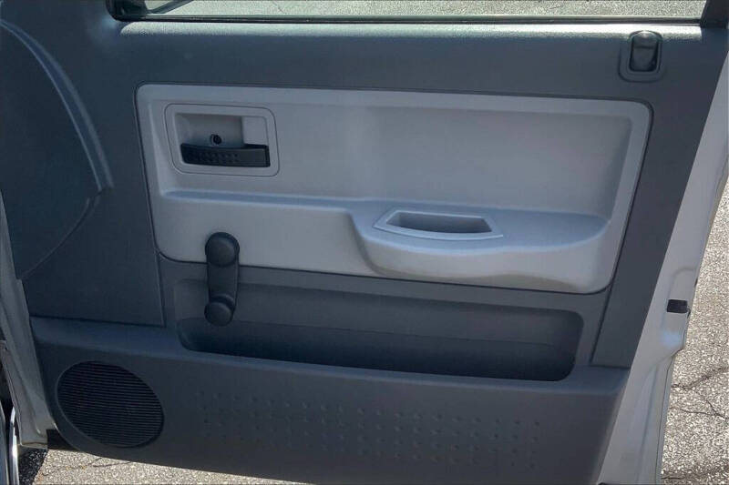 2005 Dodge Dakota ST
