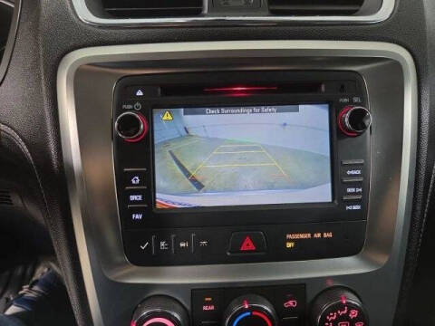 2013 GMC Acadia SLE-2