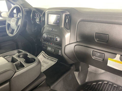 2025 GMC Sierra 2500HD Pro