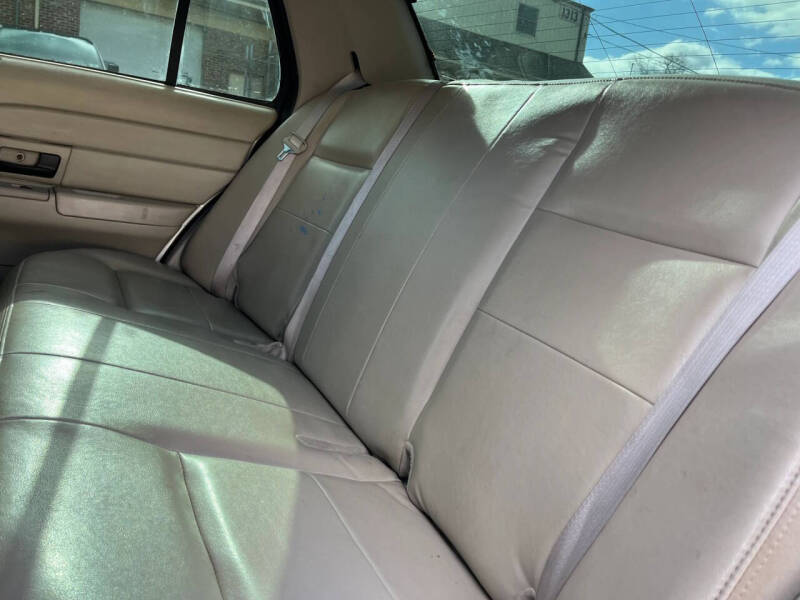 2009 Ford Crown Victoria