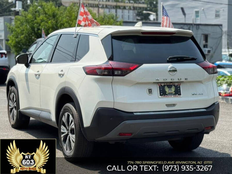 2021 Nissan Rogue SV