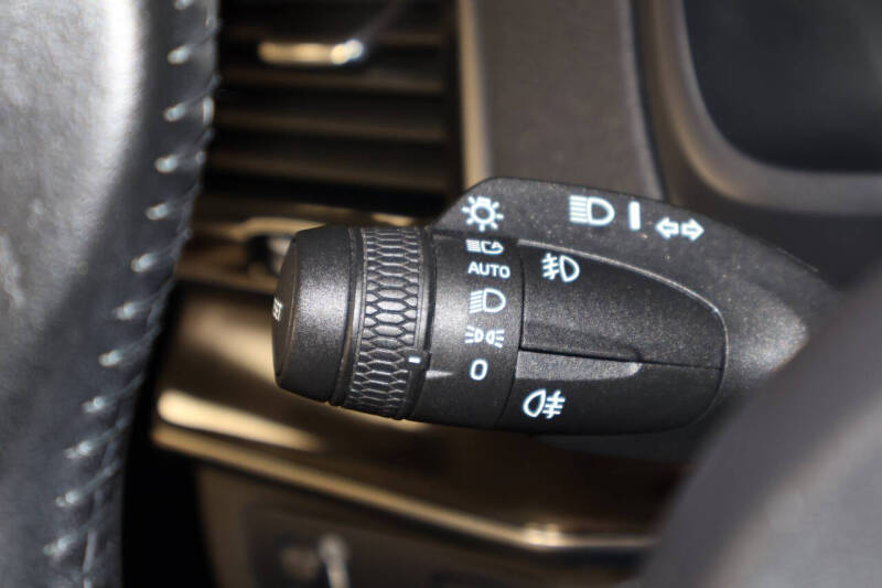 2018 Volvo XC90 T6 Momentum