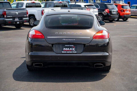 2013 Porsche Panamera 4