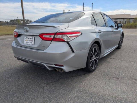 2020 Toyota Camry SE