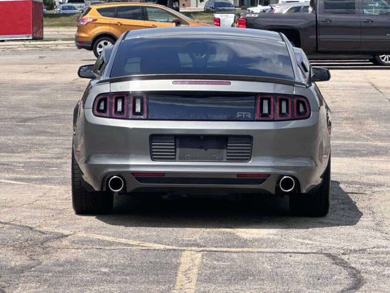 2013 Ford Mustang V6