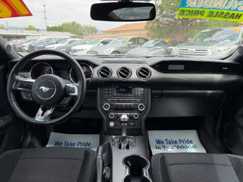 2016 Ford Mustang V6
