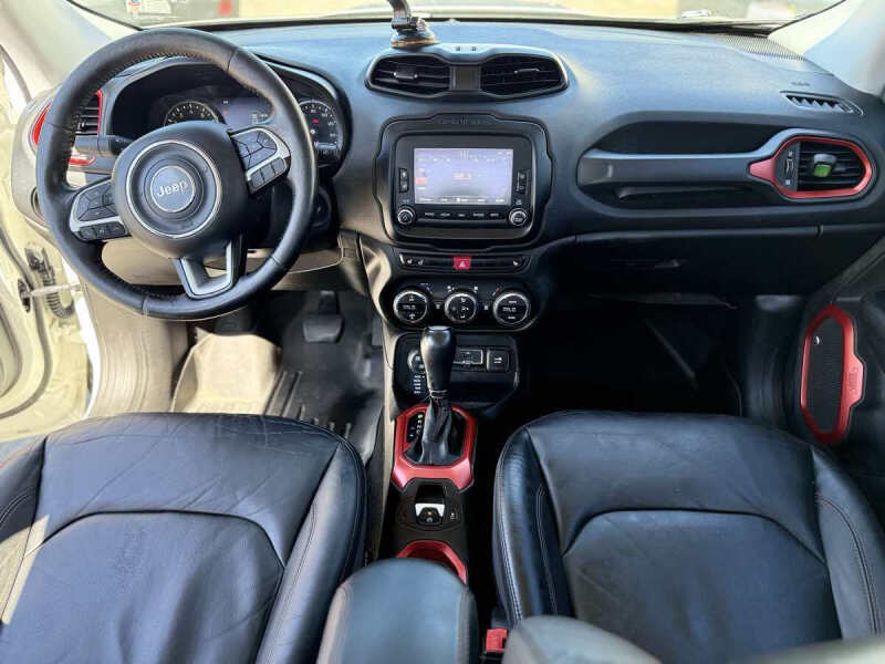 2016 Jeep Renegade Trailhawk