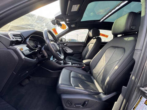 2021 Audi Q3 quattro Premium 40 TFSI