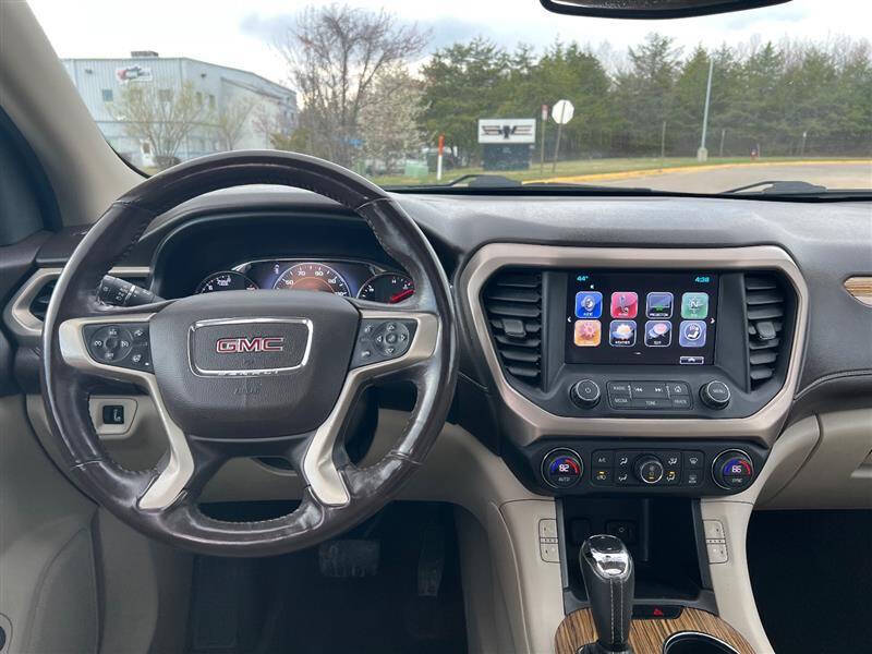 2017 GMC Acadia Denali