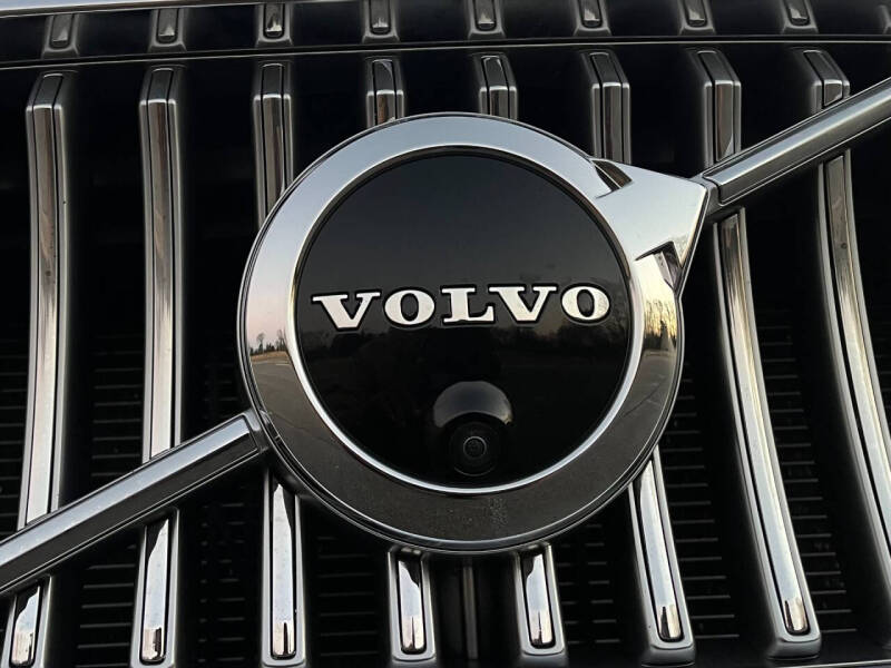 2021 Volvo XC90 T6 Inscription 7-Passenger