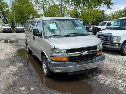 2005 Chevrolet Express 3500 LS