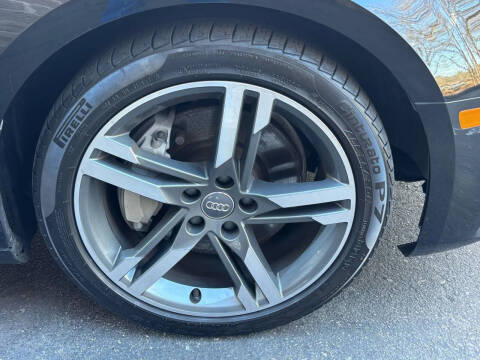 2017 Audi A4 2.0T quattro Premium Plus