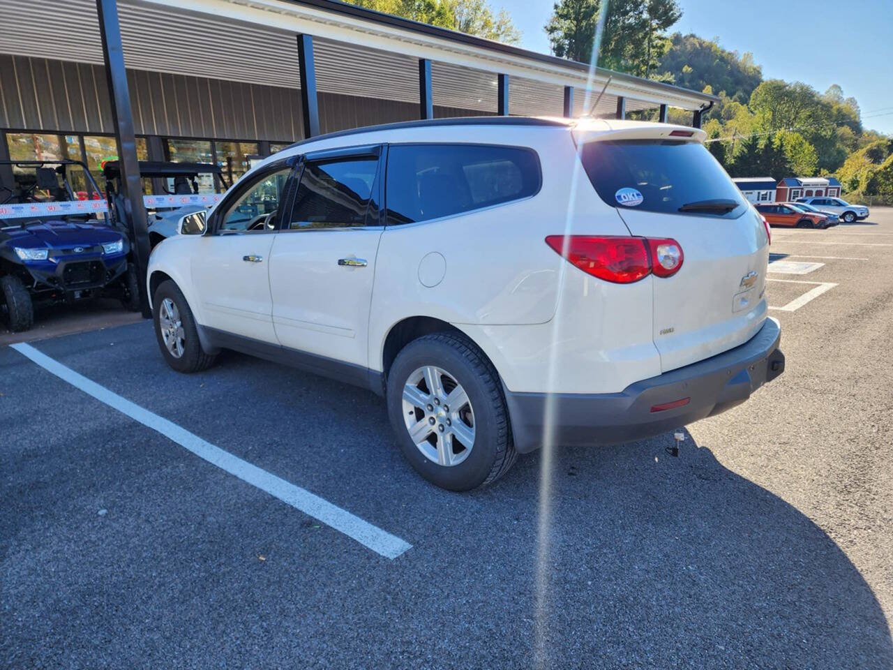 2011 Chevrolet Traverse for sale at Auto Energy in Lebanon, VA