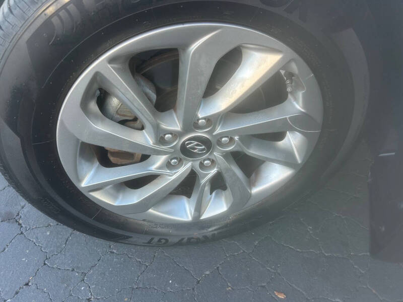 2016 Hyundai Tucson SE