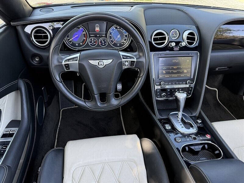 2014 Bentley Continental 27