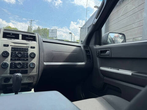 2011 Ford Escape XLT