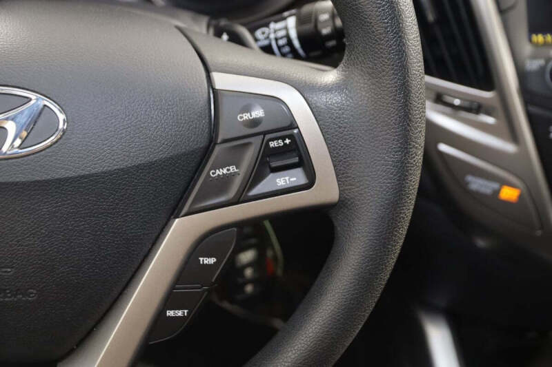 2016 Hyundai Veloster