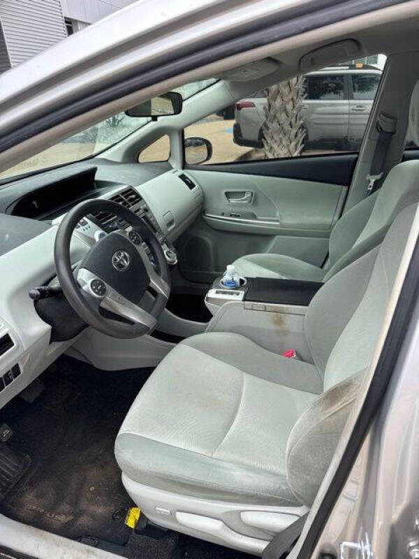 2012 Toyota Prius v