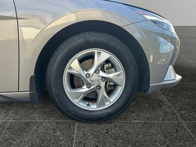 2022 Hyundai Elantra