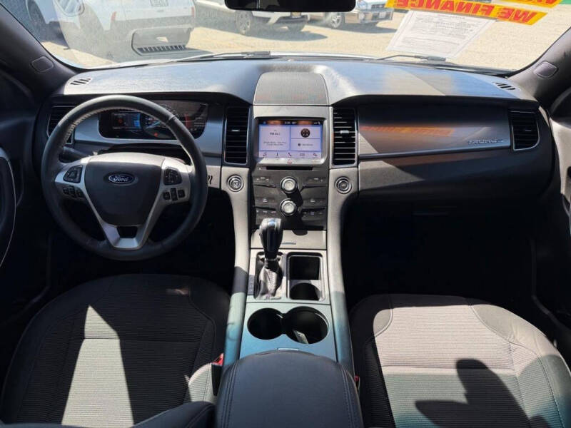 2019 Ford Taurus SEL