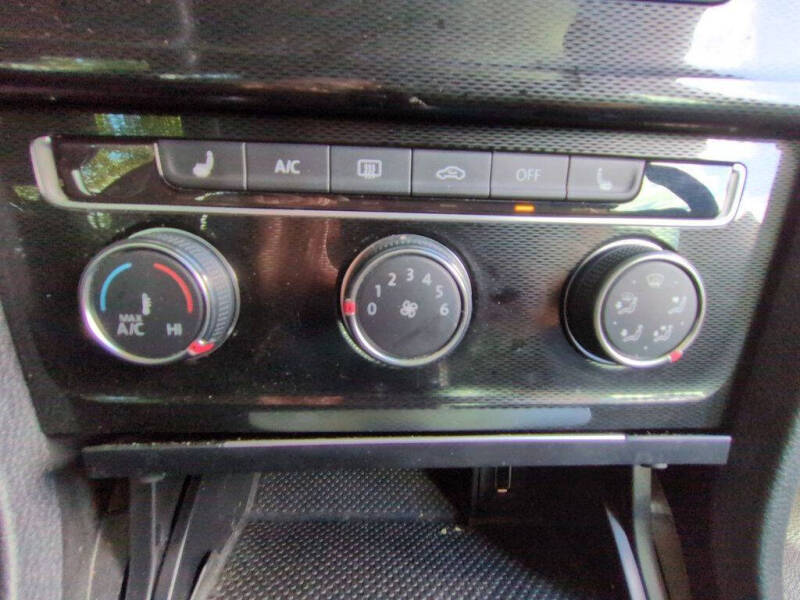 2015 Volkswagen Golf GTI SE