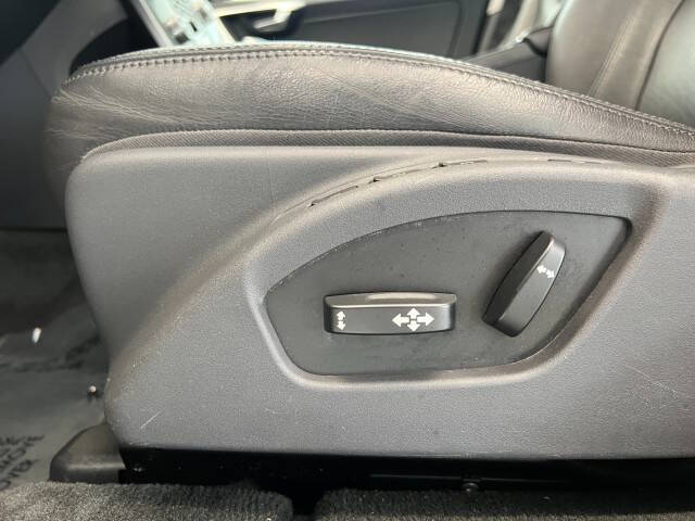 2016 Volvo XC60 T6 Drive-E