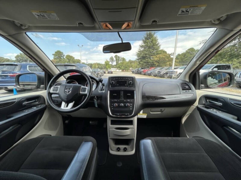 2015 Dodge Grand Caravan American Value Package
