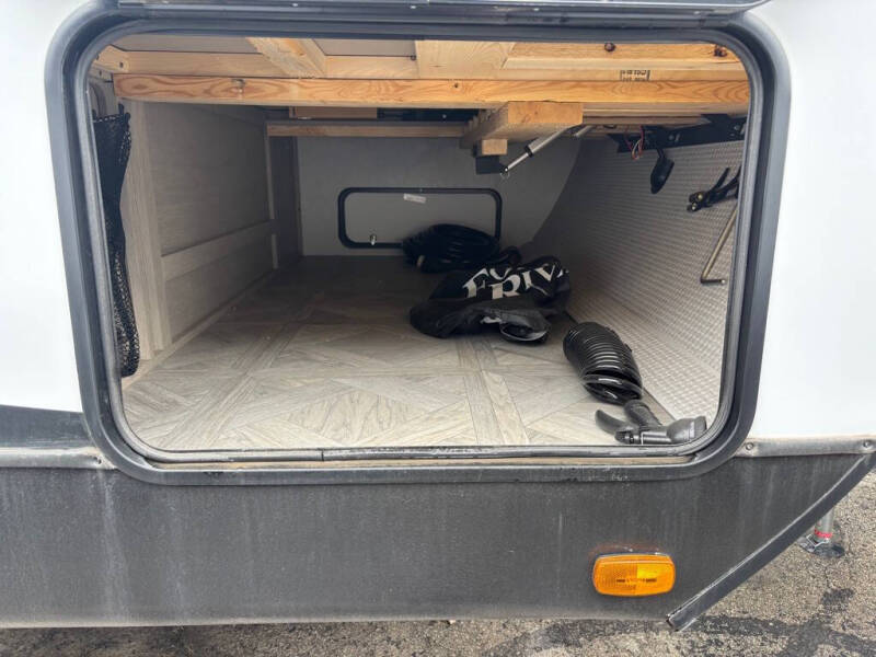 2024 Forest River SALEM 29VBUDX