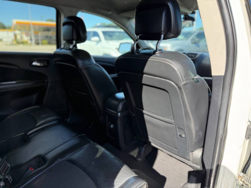 2018 Dodge Journey Crossroad